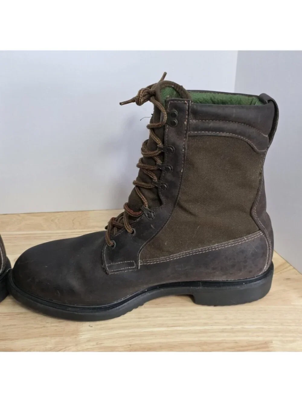 Irish Setter Boots Mens Size 9.5 Brown Leather Combat Workwear Gore-Tex 17255
